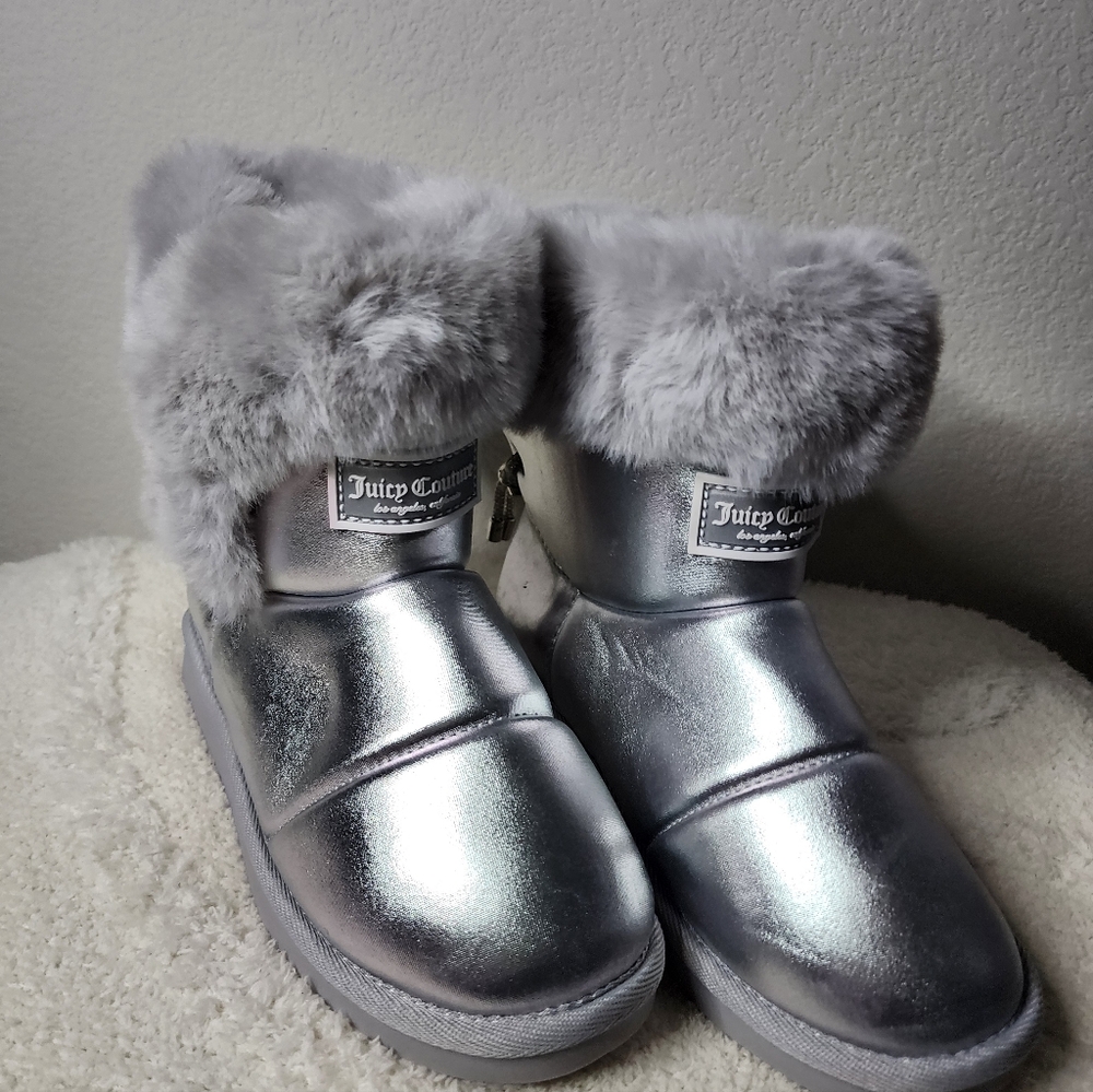 Juicy Couture "Kreed" Silver Metalic Boots Size 7MUS NWOT